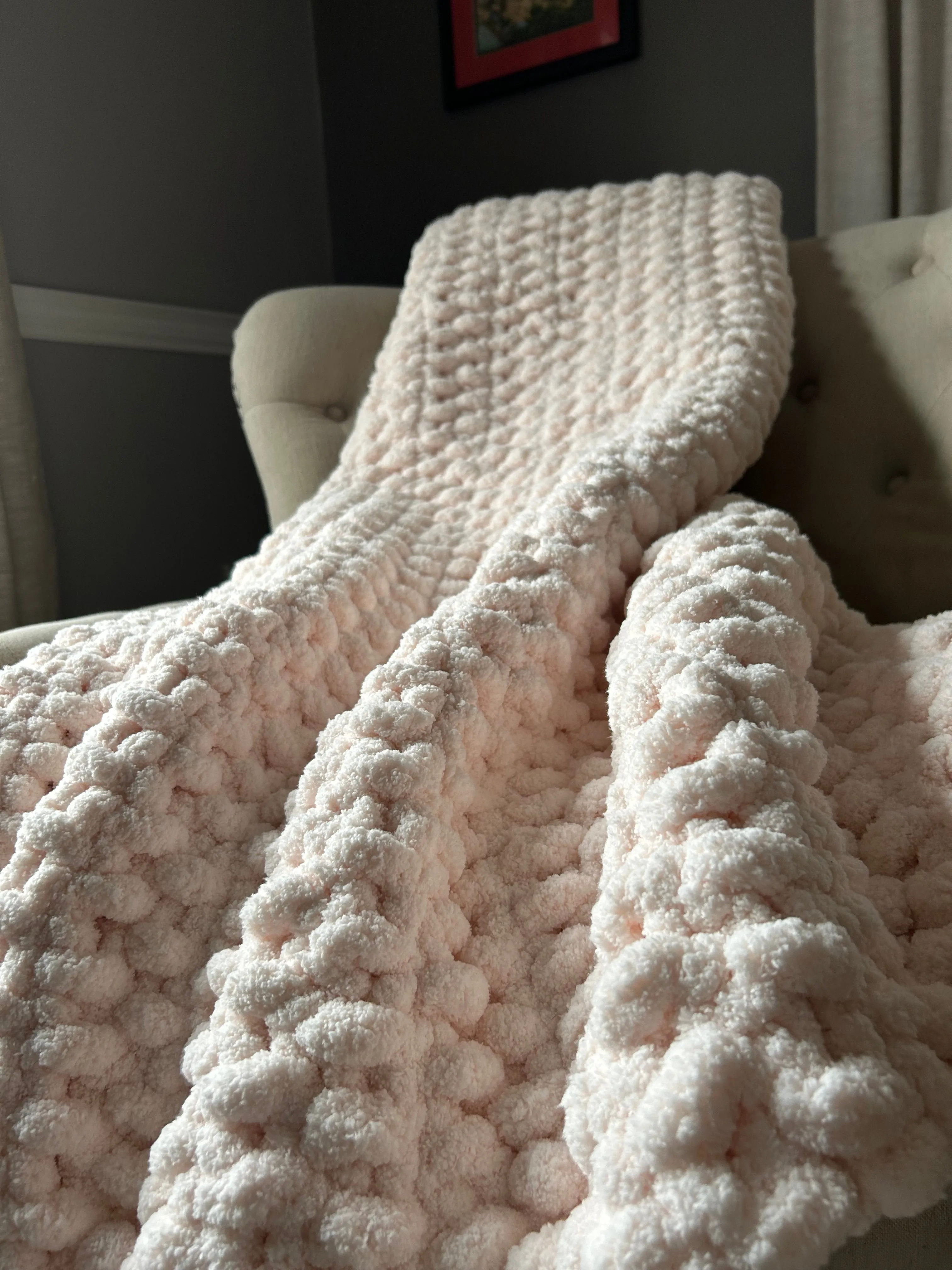 Blush Pink Chunky Blanket | Soft Chenille Throw