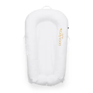 DockAtot Deluxe  babynestje | Pristine White