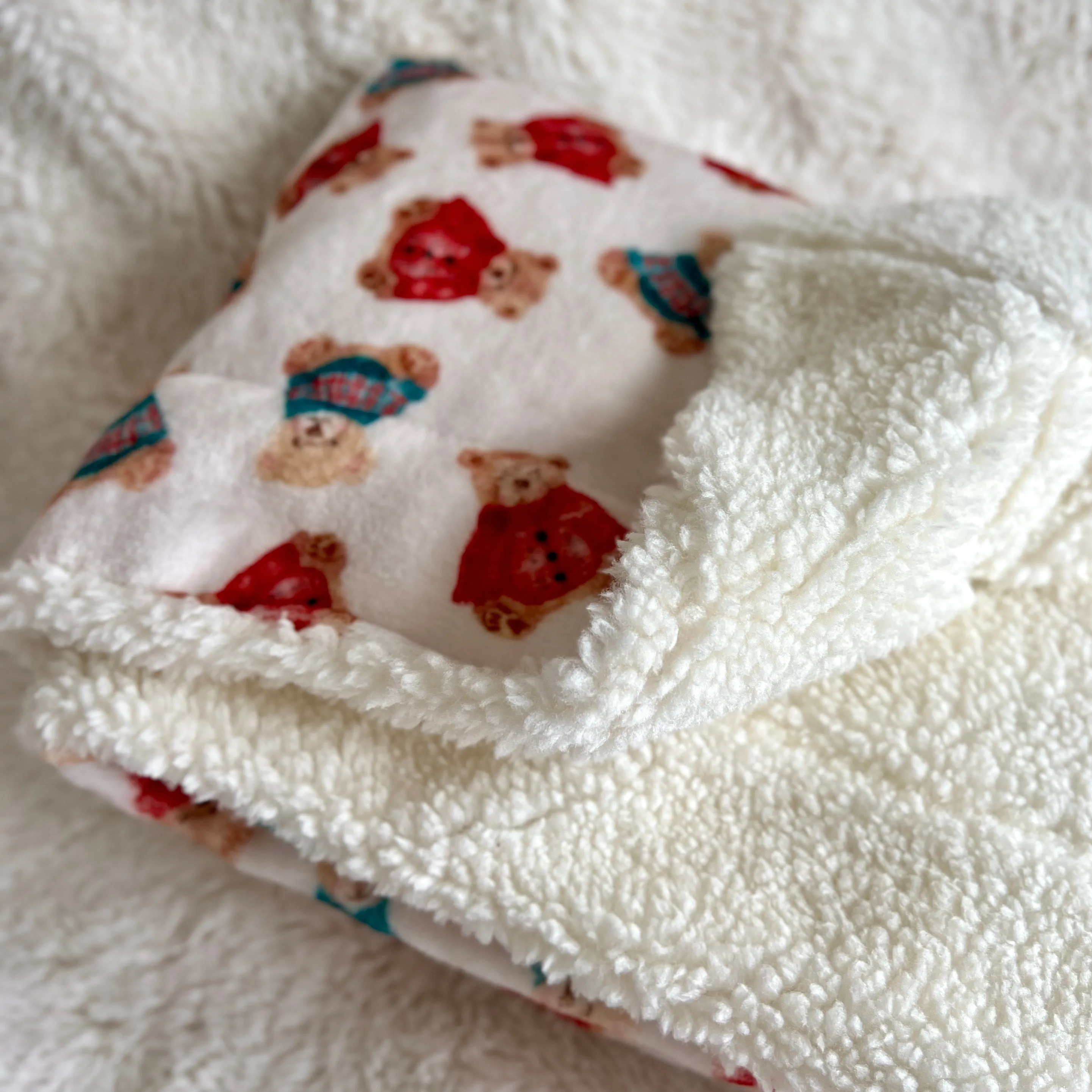 Harrold   Hattie Bears Snuggle Blanket