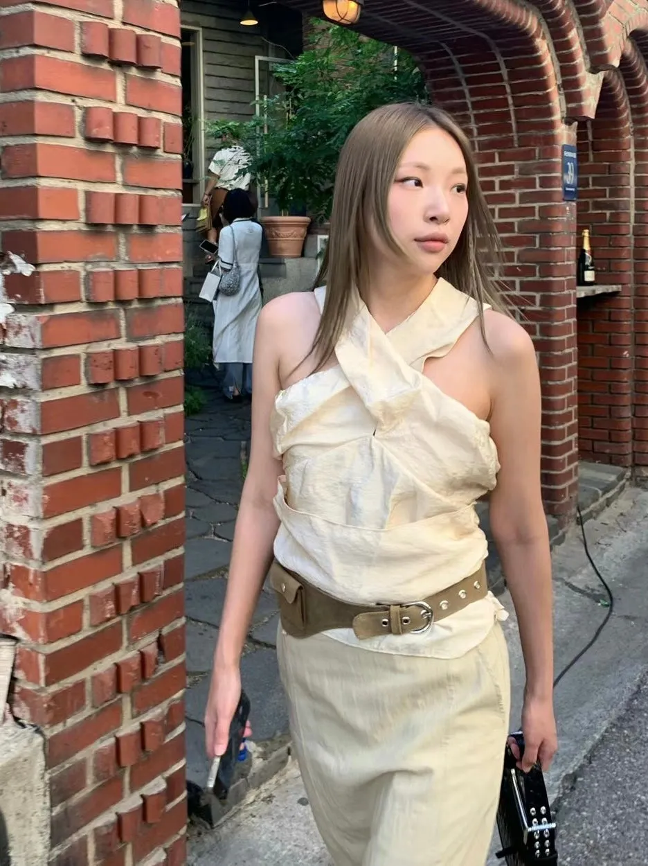 推✨"Camilla" 3-Way Romantic Top (Beige)