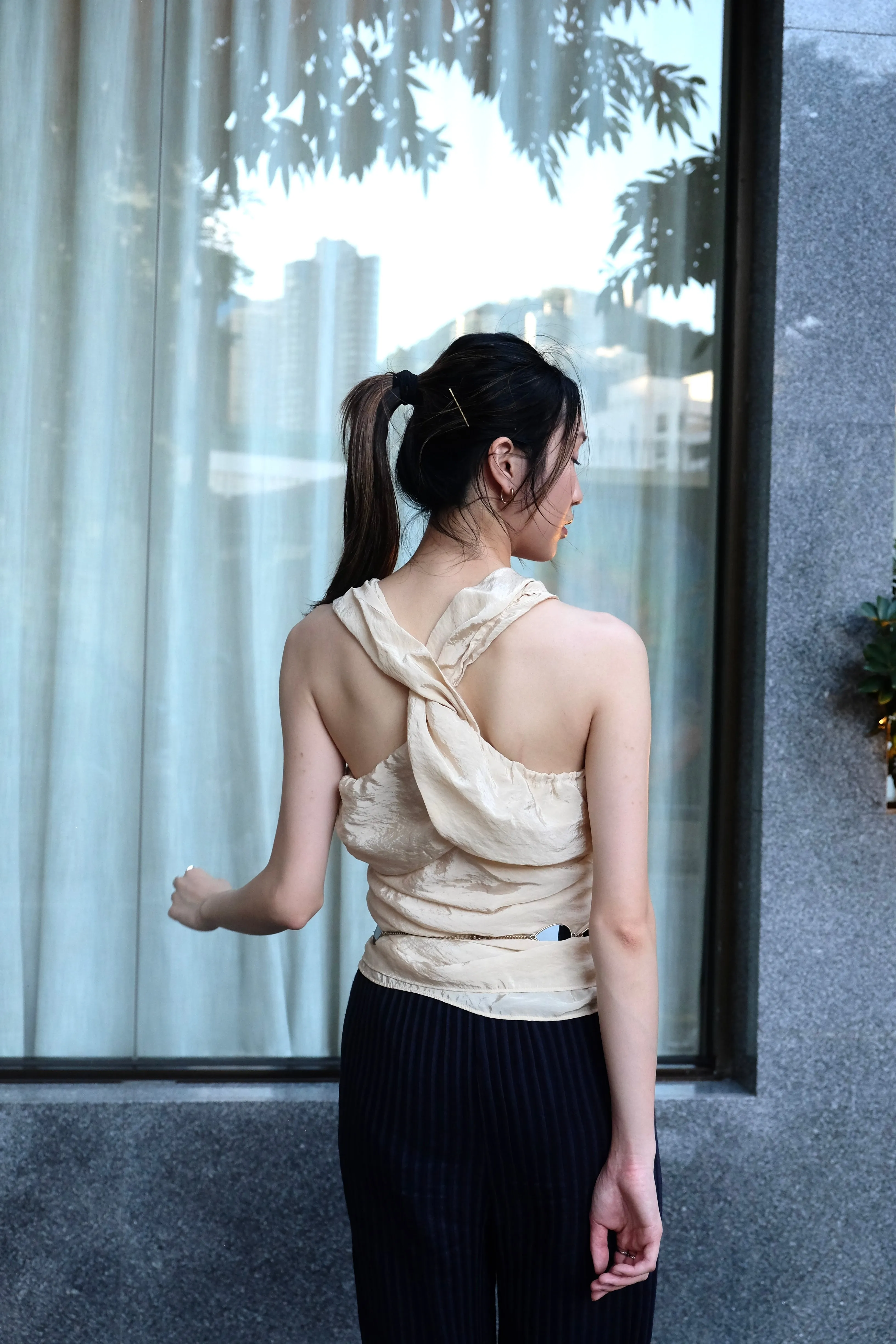 推✨"Camilla" 3-Way Romantic Top (Beige)