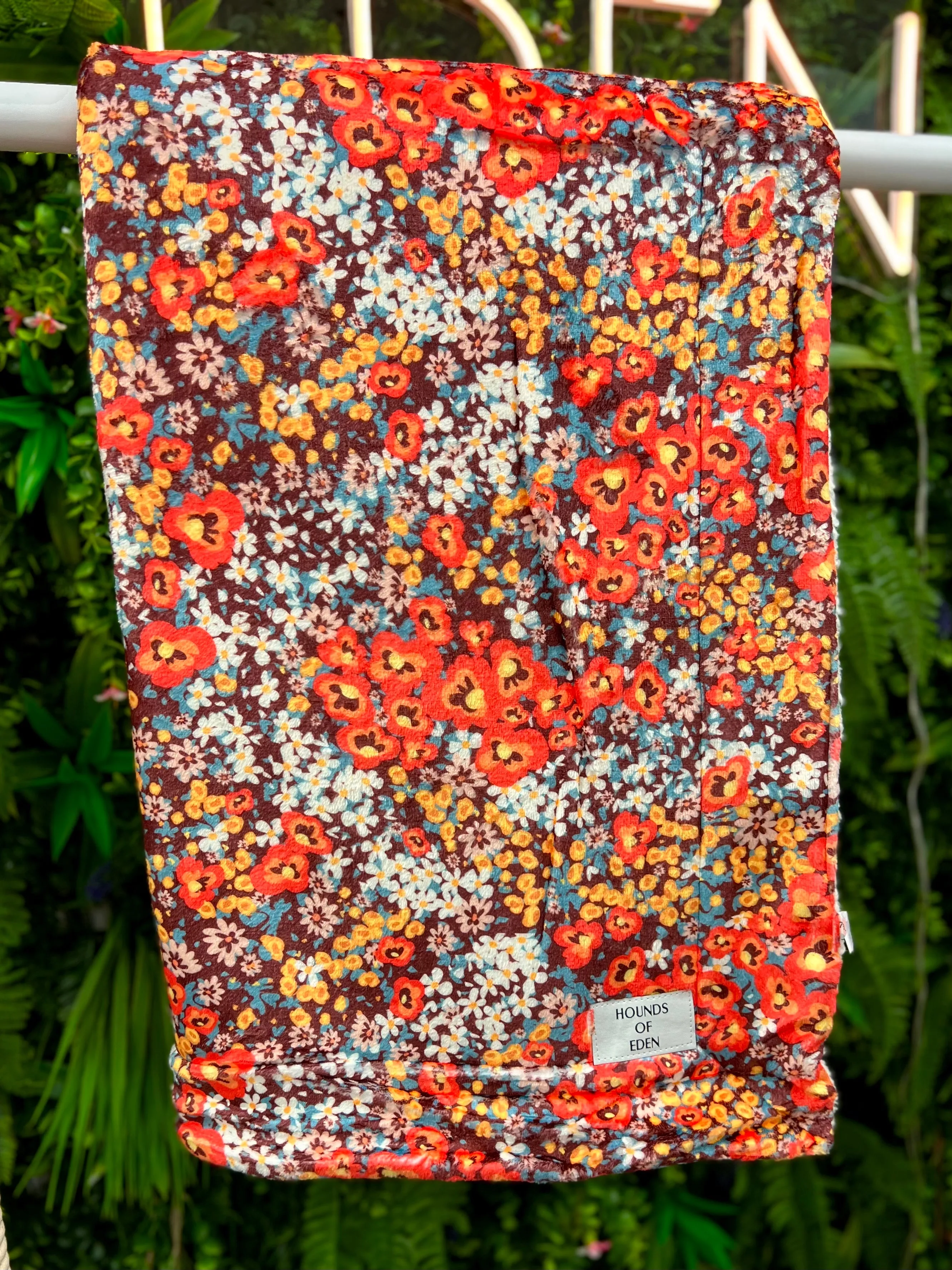 Retro Bloom Snuggle Blanket